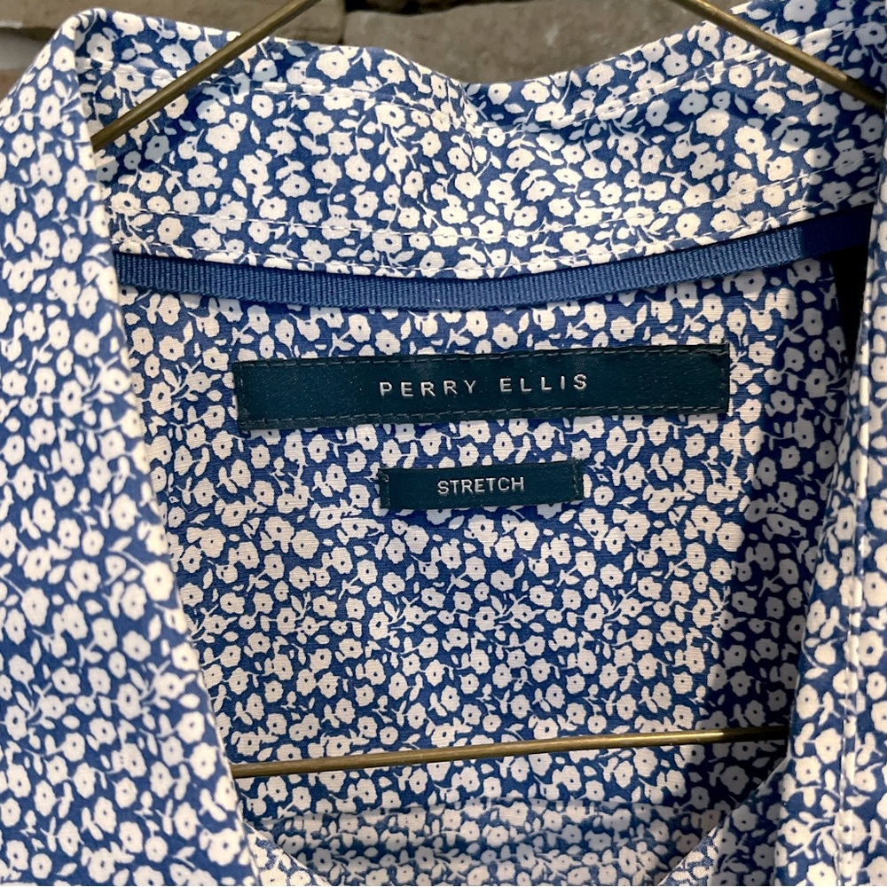 Perry Ellis Collared Shirt - Picture 3 of 11
